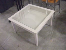 Konferenční stolek /65x65x40 cm/ 