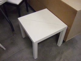 Odkládací stolek /55x55x45 cm/ - lze dělit na  2 ks