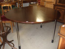 Stůl s kovovými nohami - nastavitelná výška /průměr 140 cm/SLEVA /pův. Kč 950,--/